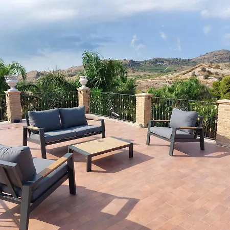 Vakantieboerderij Tenuta Costa Palma di Montechiaro